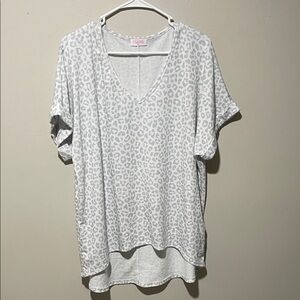 Pink Lily Light Gray Animal Print V-Neck Tee
